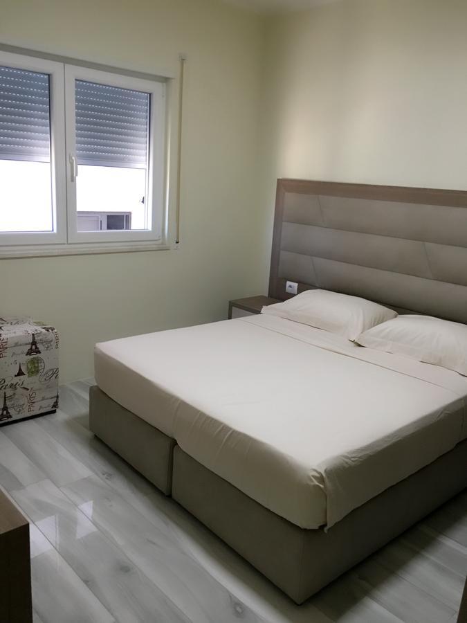 Airen Hotel Velipojë Buitenkant foto