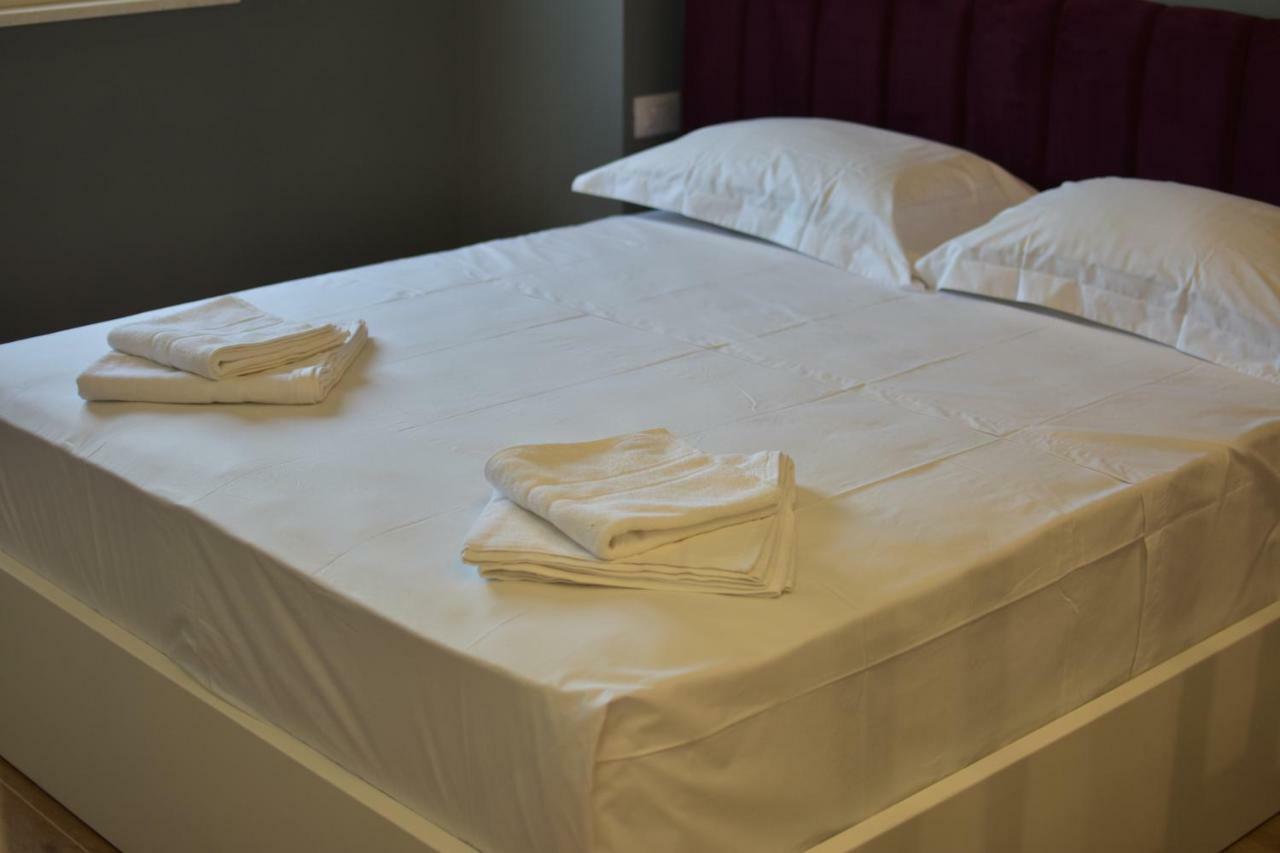 Airen Hotel Velipojë Buitenkant foto